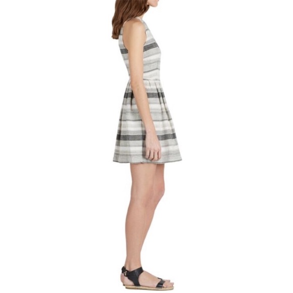 Joie ~ Caya Tweed Stripe Sleeveless A-Line Dress ~ Small - Picture 2 of 11